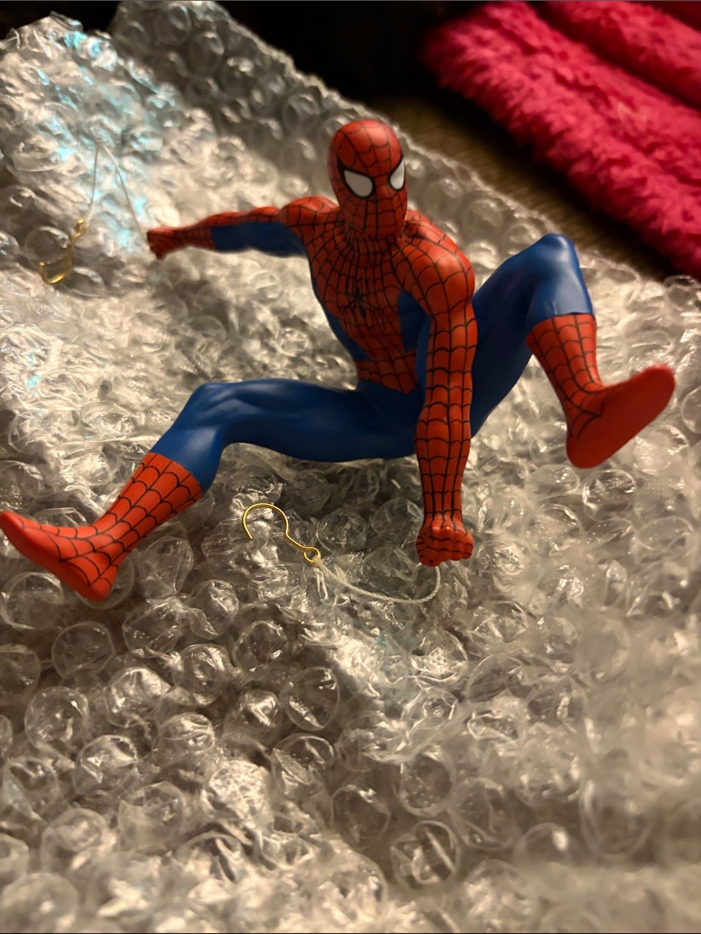 1996 Hallmark KEEPSAKE the Label Red and Blue Spider-Man Poseable Action Figure
